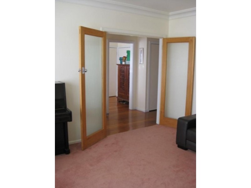 2 Stanley Grove, Blackburn VIC 3130