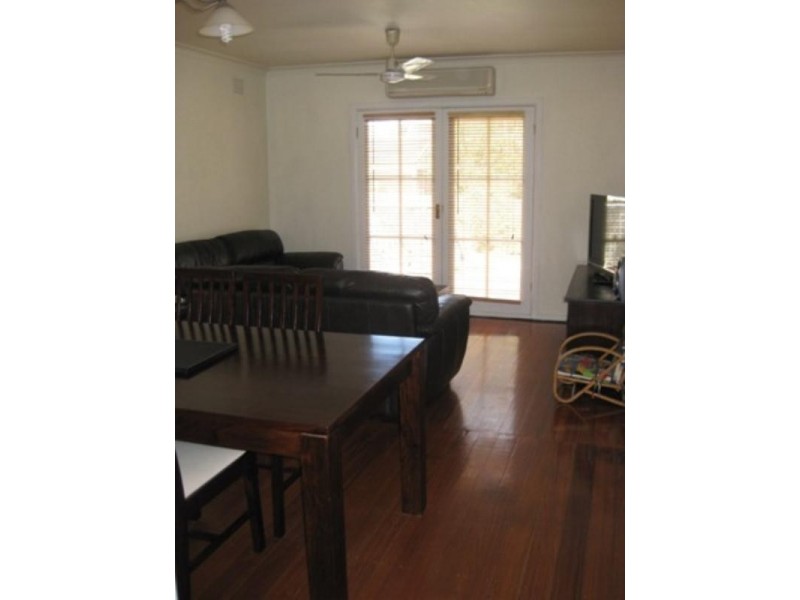 2 Stanley Grove, Blackburn VIC 3130