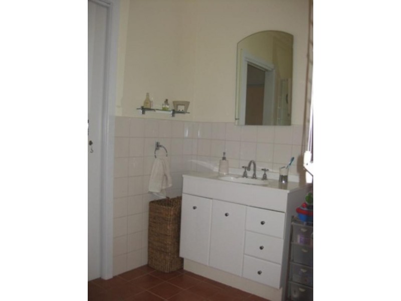 2 Stanley Grove, Blackburn VIC 3130