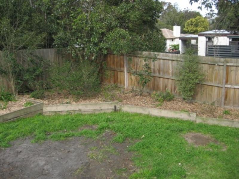 2 Stanley Grove, Blackburn VIC 3130