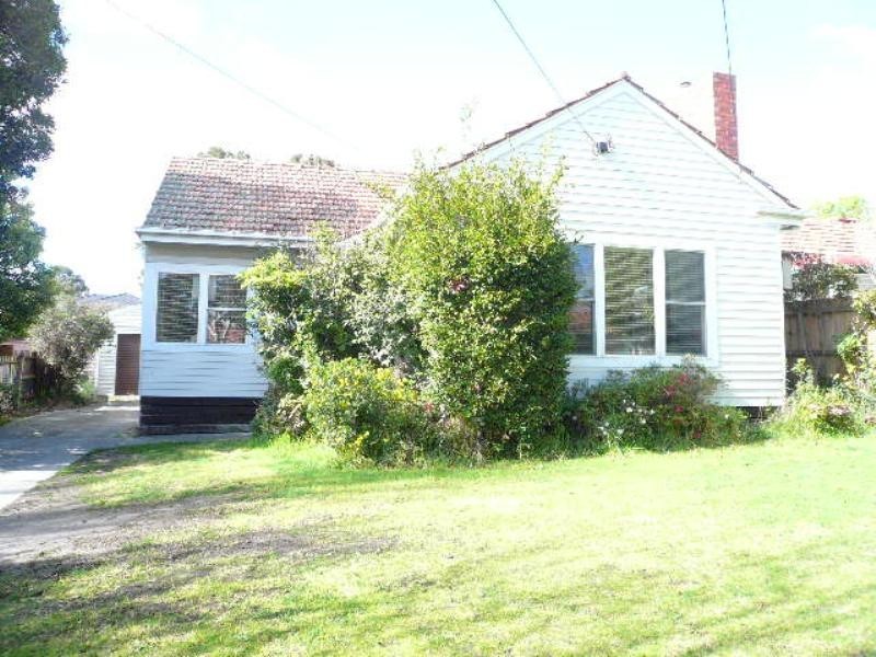 16 Campbell Parade, Box Hill South VIC 3128