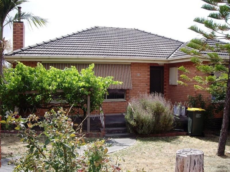 194 Holland Road, Burwood East VIC 3151
