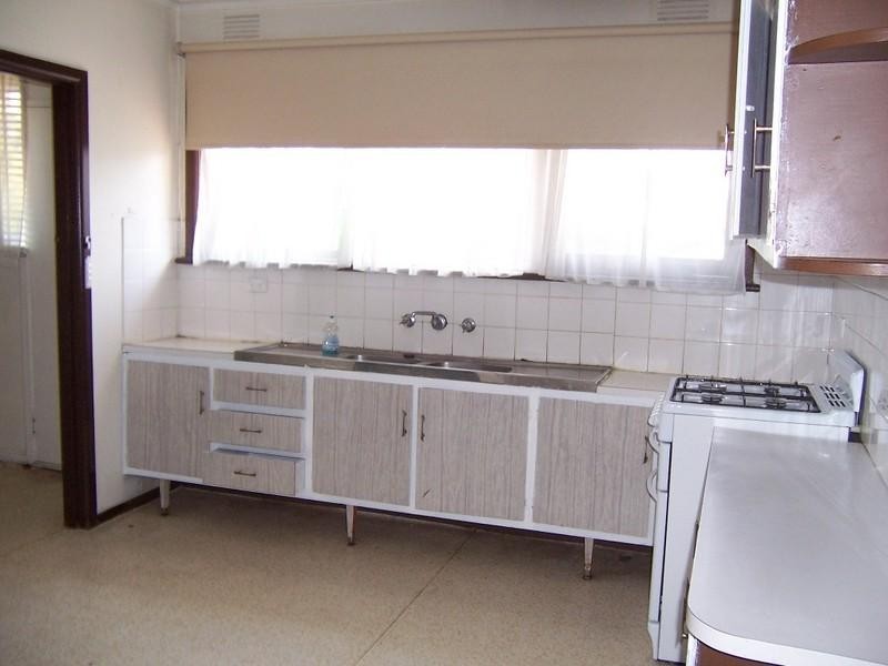 194 Holland Road, Burwood East VIC 3151