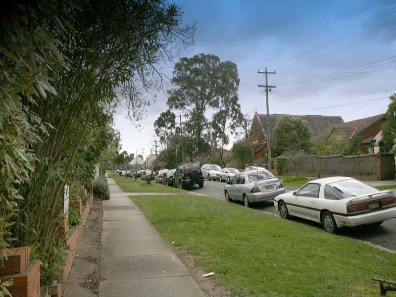 20 Queen Street, Blackburn VIC 3130