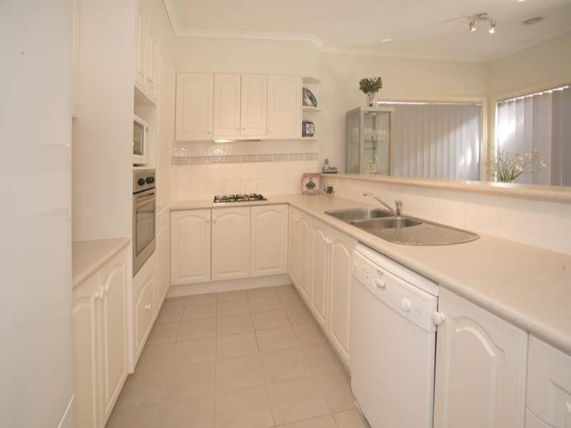 21 Saxonwood Drive, Vermont South VIC 3133