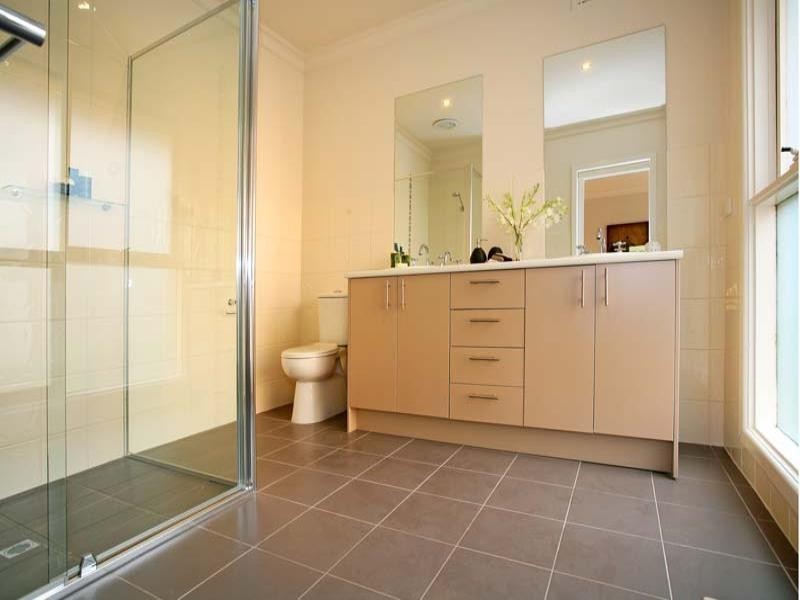 25 Longbrae Avenue, Forest Hill VIC 3131