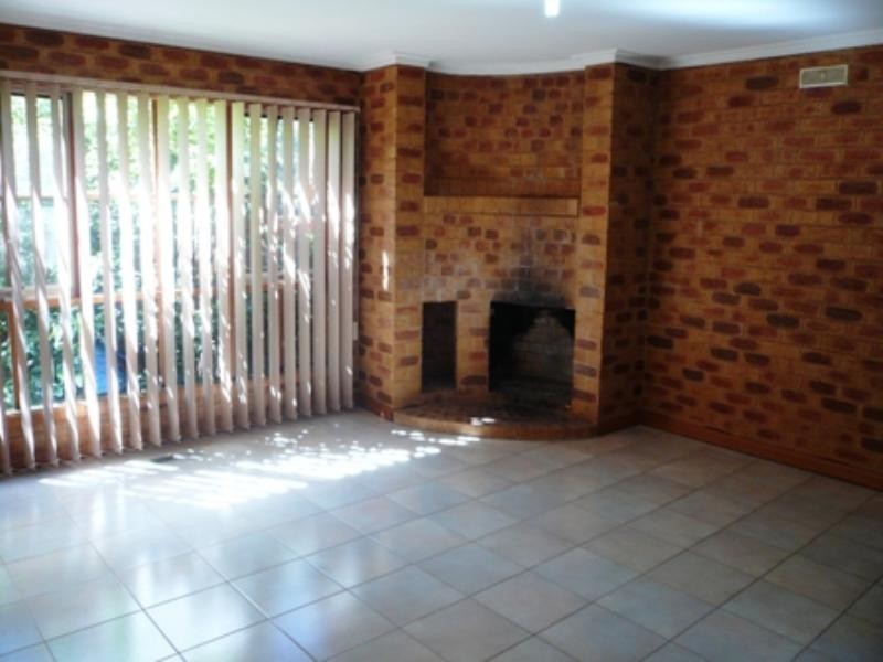 1/100 Church Road, Doncaster VIC 3108