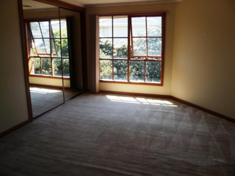 1/100 Church Road, Doncaster VIC 3108