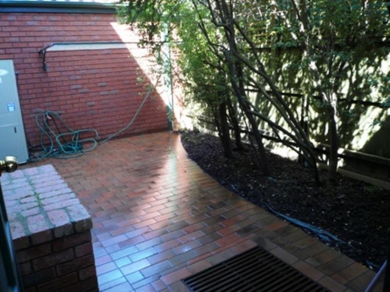 1/100 Church Road, Doncaster VIC 3108