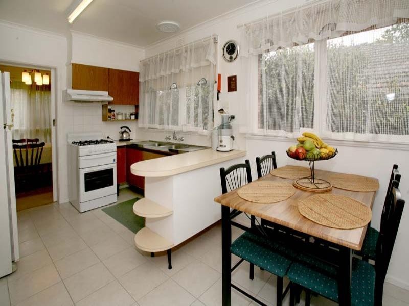 26 Douglas Street, Blackburn North VIC 3130
