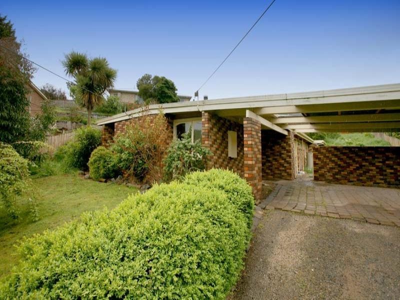 4 Old Mill Place, Chirnside Park VIC 3116