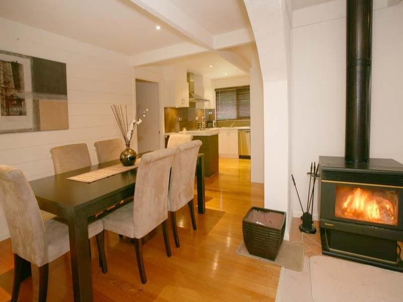 4 Old Mill Place, Chirnside Park VIC 3116