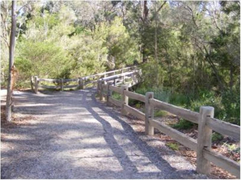 99 Lake Road, Blackburn VIC 3130