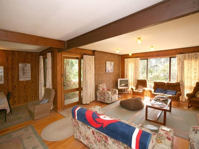 11 View Road, Vermont VIC 3133