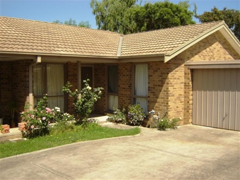 4/372 Middleborough Road, Blackburn VIC 3130