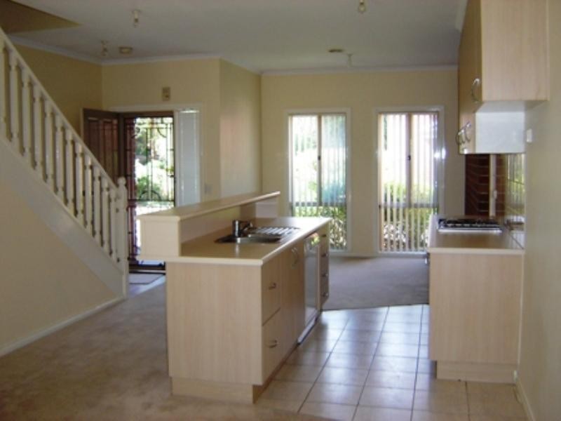 4/210 Springvale Road, Nunawading VIC 3131