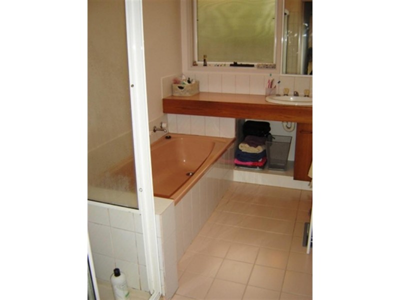 1/29 Taparoo Road, Templestowe VIC 3106