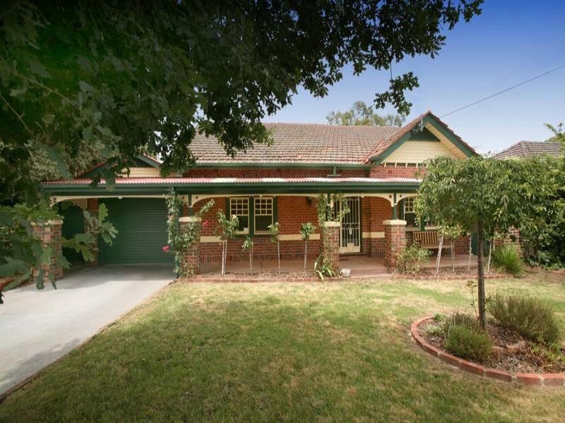 17 Queen Street, Blackburn VIC 3130