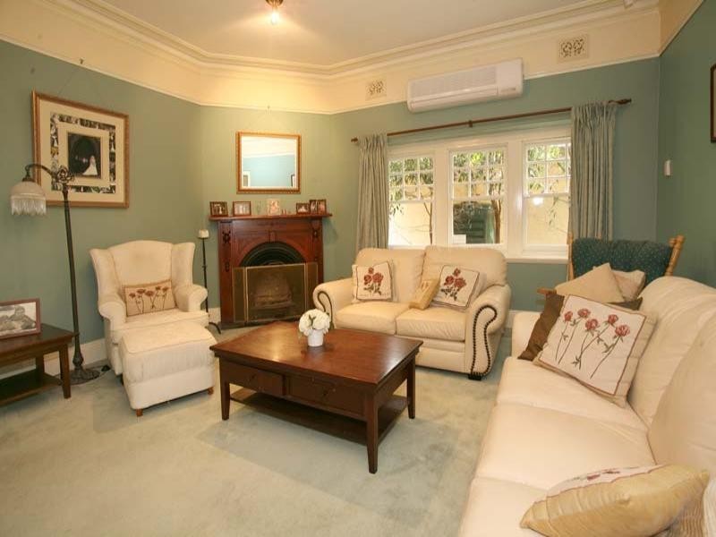 17 Queen Street, Blackburn VIC 3130