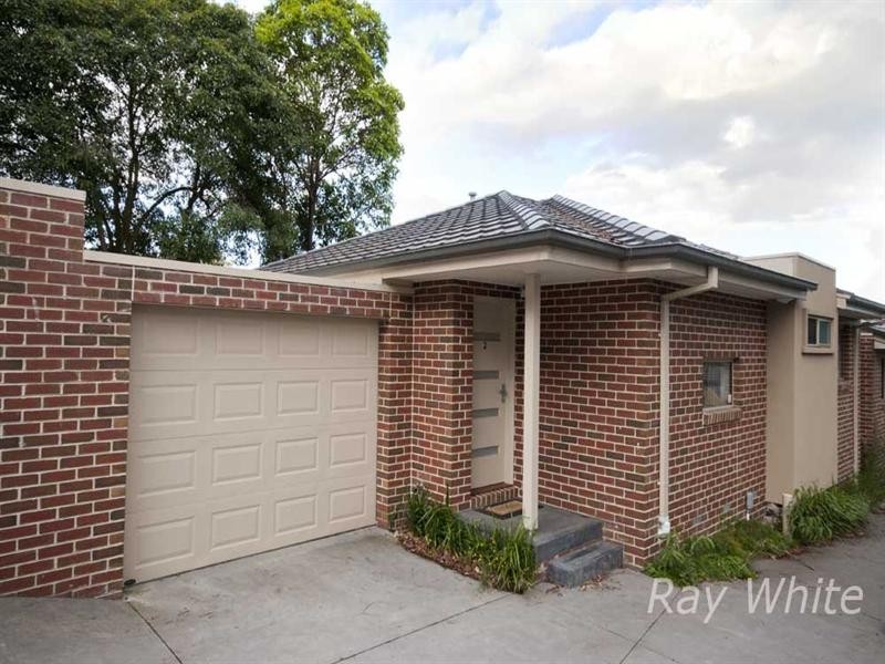 2/370 Middleborough Road, Blackburn VIC 3130