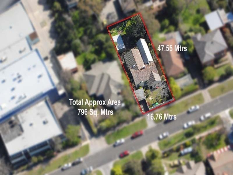 18 Queen Street, Blackburn VIC 3130