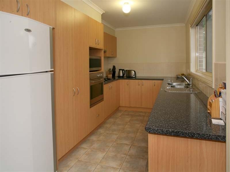 1/14 Carween Avenue, Mitcham VIC 3132