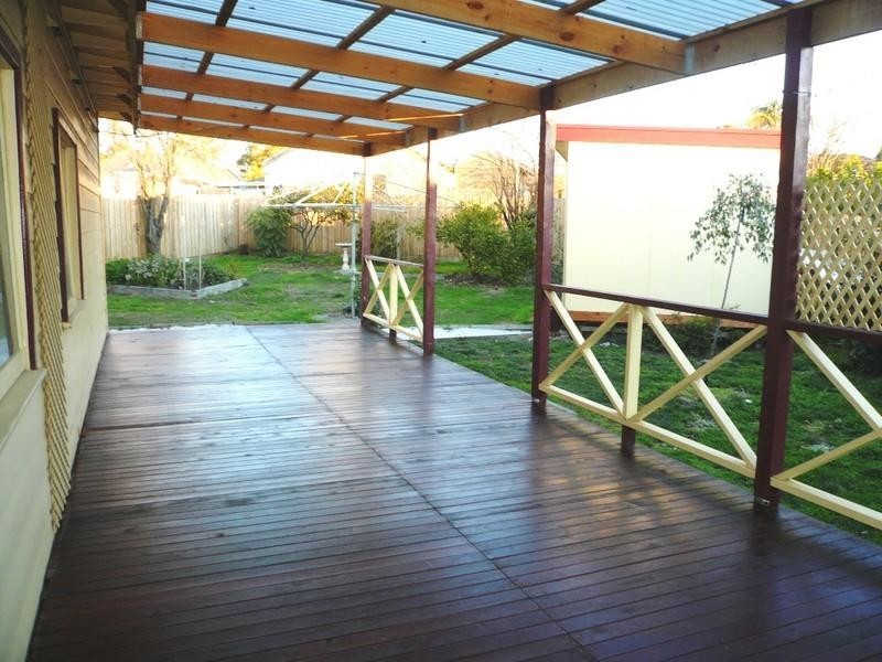 27 Twyford Street, Box Hill North VIC 3129