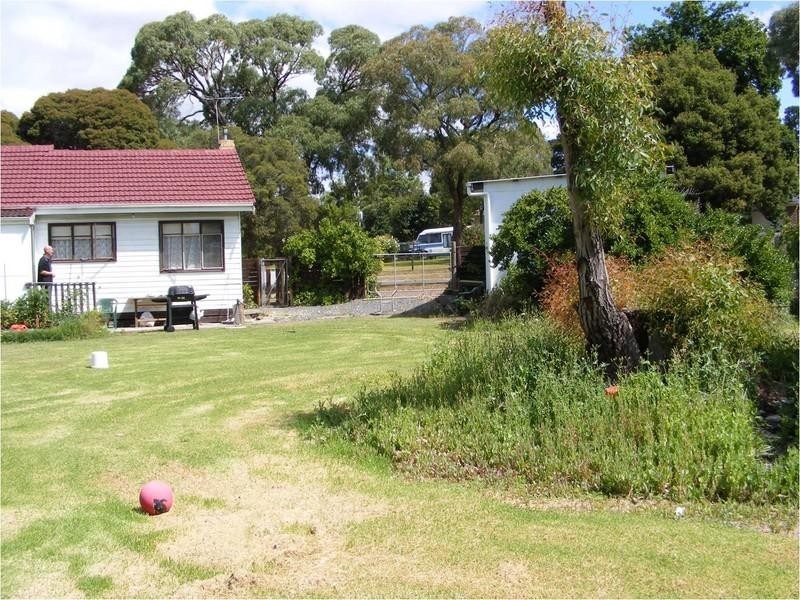 9 Willison Street, Bayswater VIC 3153