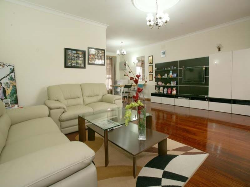 3/11 Windsor Street, Burwood East VIC 3151