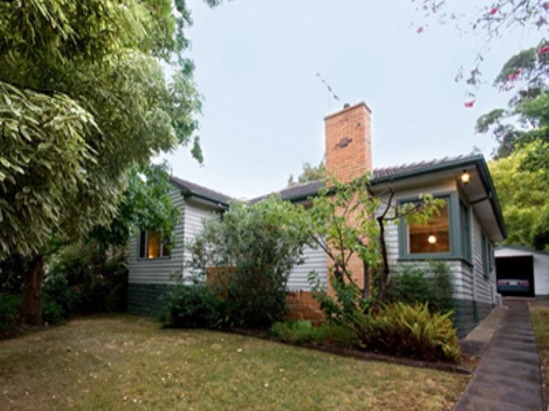 11 Ronley Street, Blackburn VIC 3130