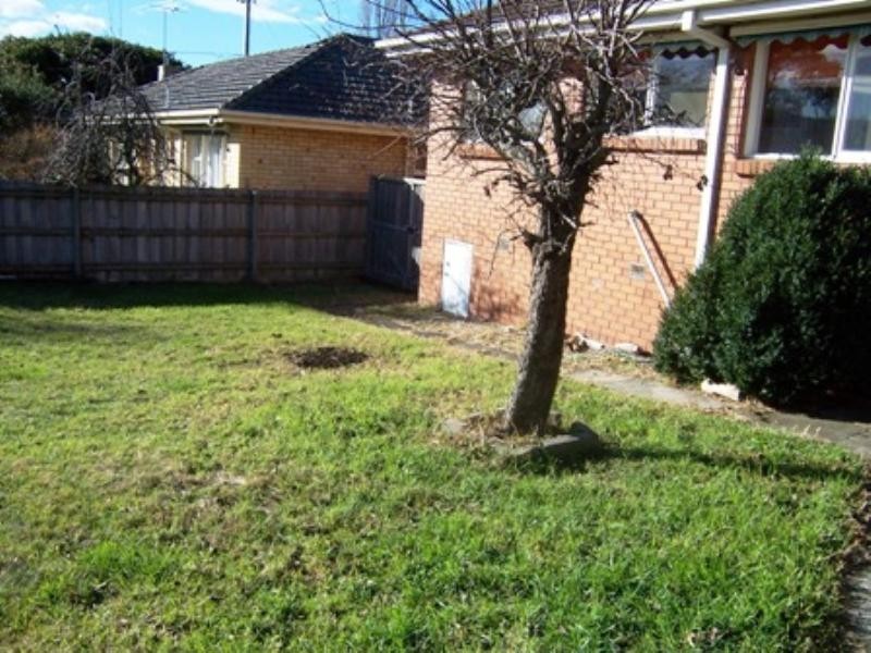 12 Bermuda Drive, Blackburn South VIC 3130