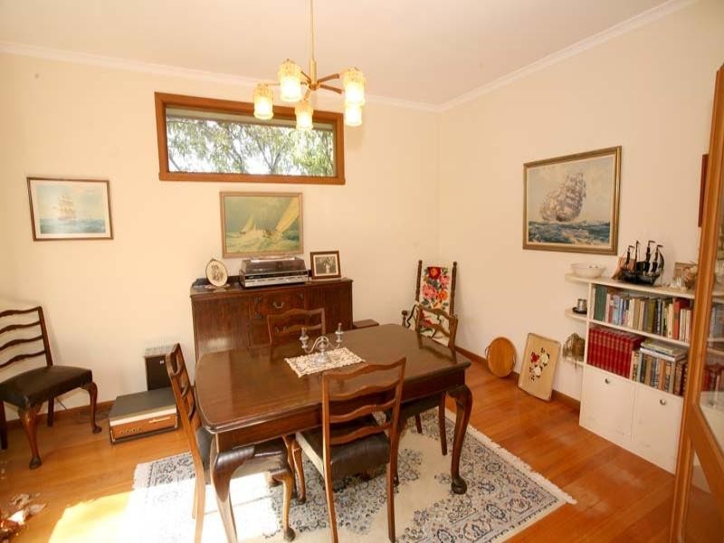 11 View Road, Vermont VIC 3133