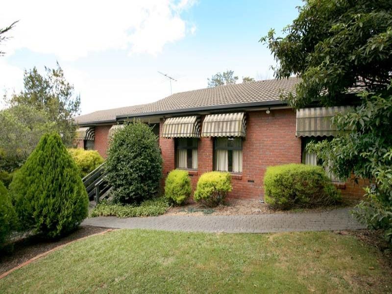 2 Wakefield Rise, Endeavour Hills VIC 3802