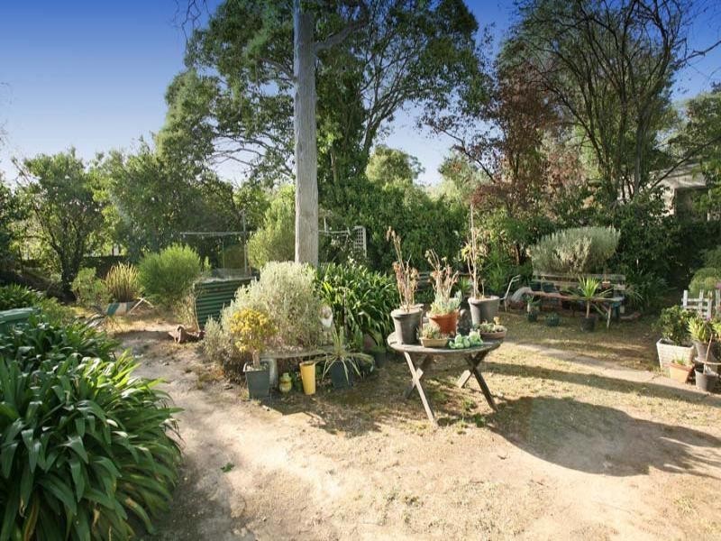 28 Burwood Avenue, Ringwood VIC 3134
