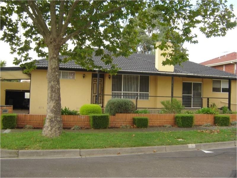 3 Winston Court, Blackburn South VIC 3130