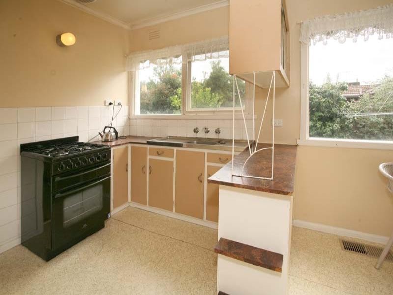 5 Brae Grove, Nunawading VIC 3131