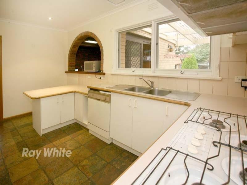 6 Trevor Court, Nunawading VIC 3131