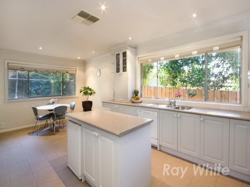 31 Airds Road, Templestowe Lower VIC 3107