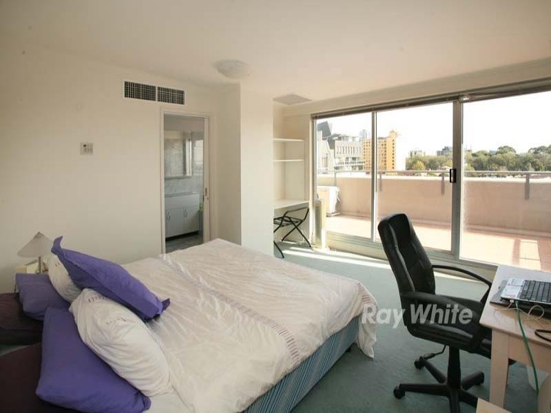 1001/10, 118 Franklin Street, Melbourne VIC 3000