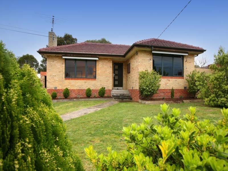 15 Quentin Street, Forest Hill VIC 3131