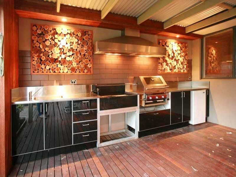 25 Cherlynne Crescent, Kilsyth VIC 3137