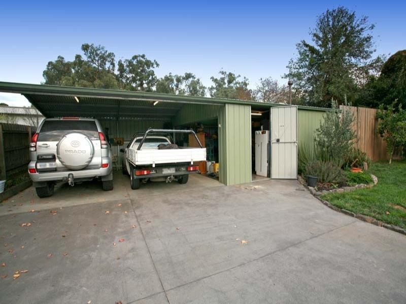 25 Cherlynne Crescent, Kilsyth VIC 3137