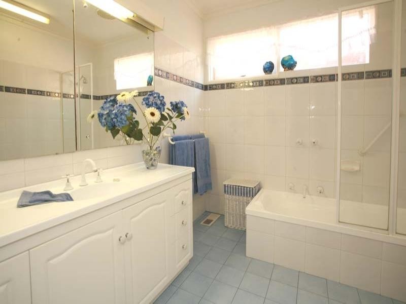 2 Willurah Street, Forest Hill VIC 3131