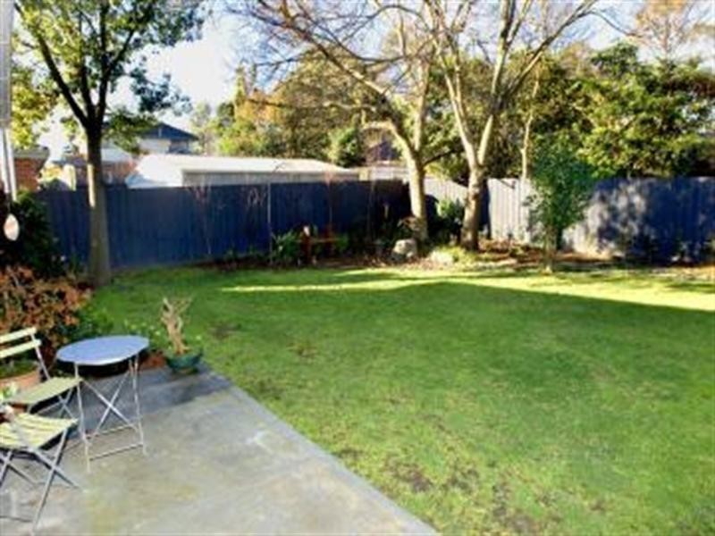 13 Paulette Court, Blackburn South VIC 3130