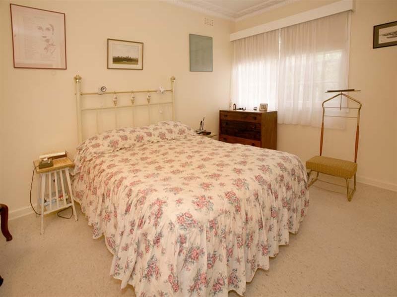 8 Jeffery Street, Blackburn VIC 3130