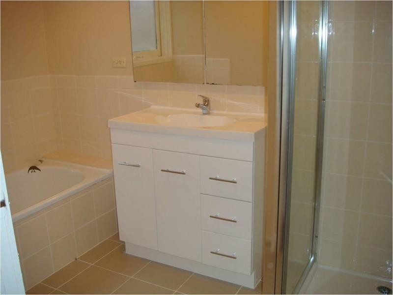 11 Arawata Drive, Doncaster East VIC 3109