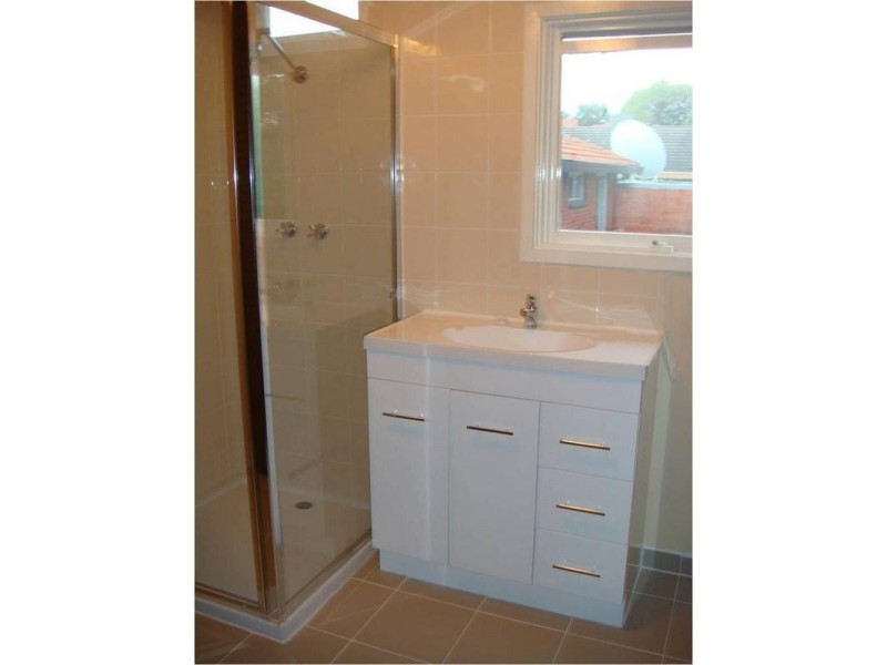 11 Arawata Drive, Doncaster East VIC 3109