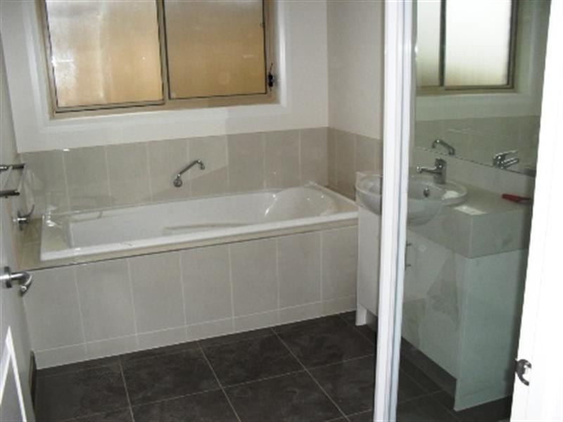 4/370 Middleborough Road, Blackburn VIC 3130