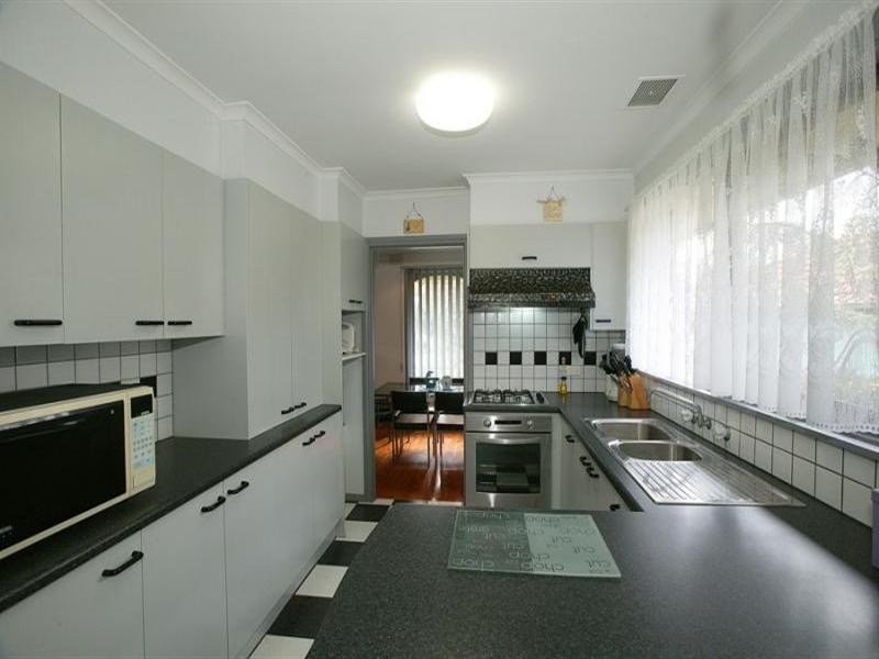 118 Eastfield Road, Croydon VIC 3136