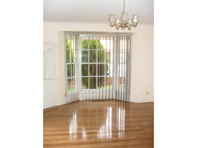 4 Blake Street, Blackburn North VIC 3130